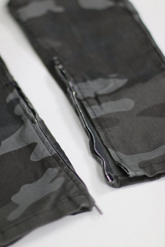 Black Camo Zipper Pants