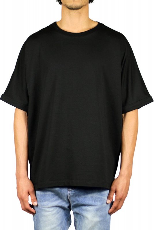 Hana Sleeve T-Shirts