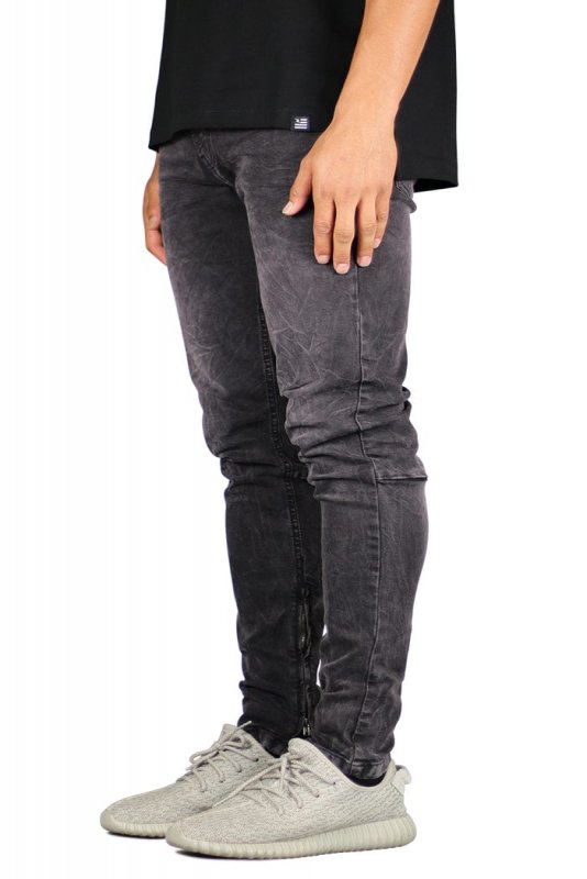 Fade Black Stack Zipper Jeans