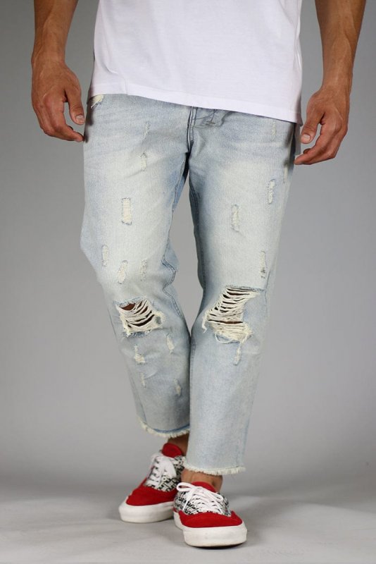 LT.Blue Crop Jeans