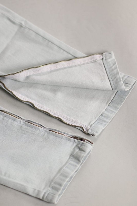 White Blue Stack Zipper Jeans