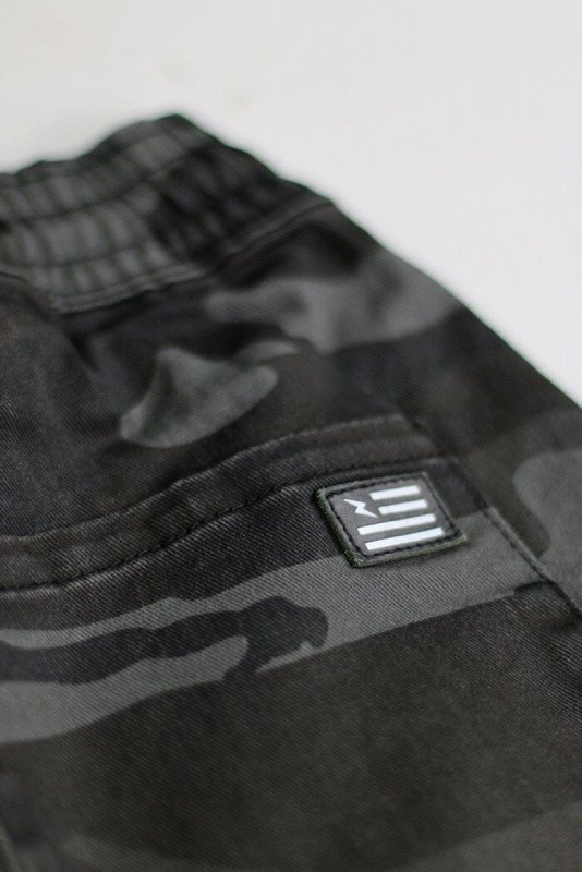 Black Camo Zipper Pants